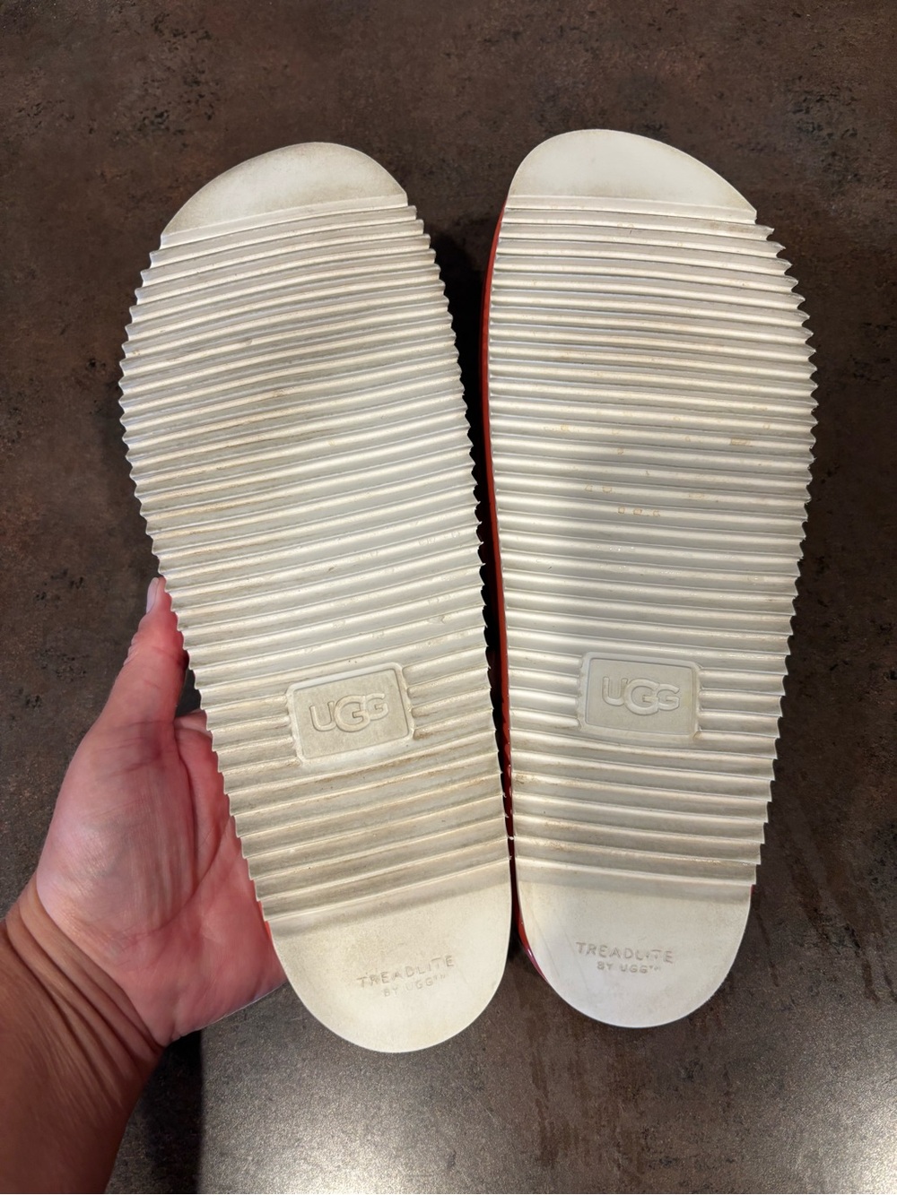 UGG Mariposa Slip on Sandal - Picture 5 of 5